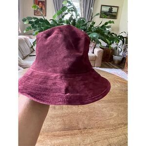 WILSONS LEATHER Genuine Suede Bucket Hats XS